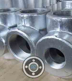 A182 Grade F304L Threaded Reducing Tee