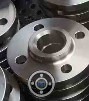 DIN 2.4816 SWRF Flanges
